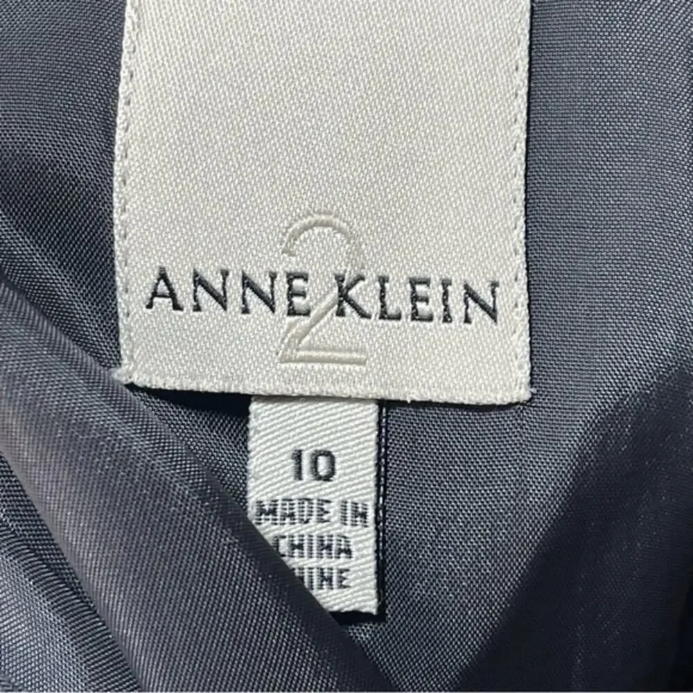 Anne Klein preowned size waist